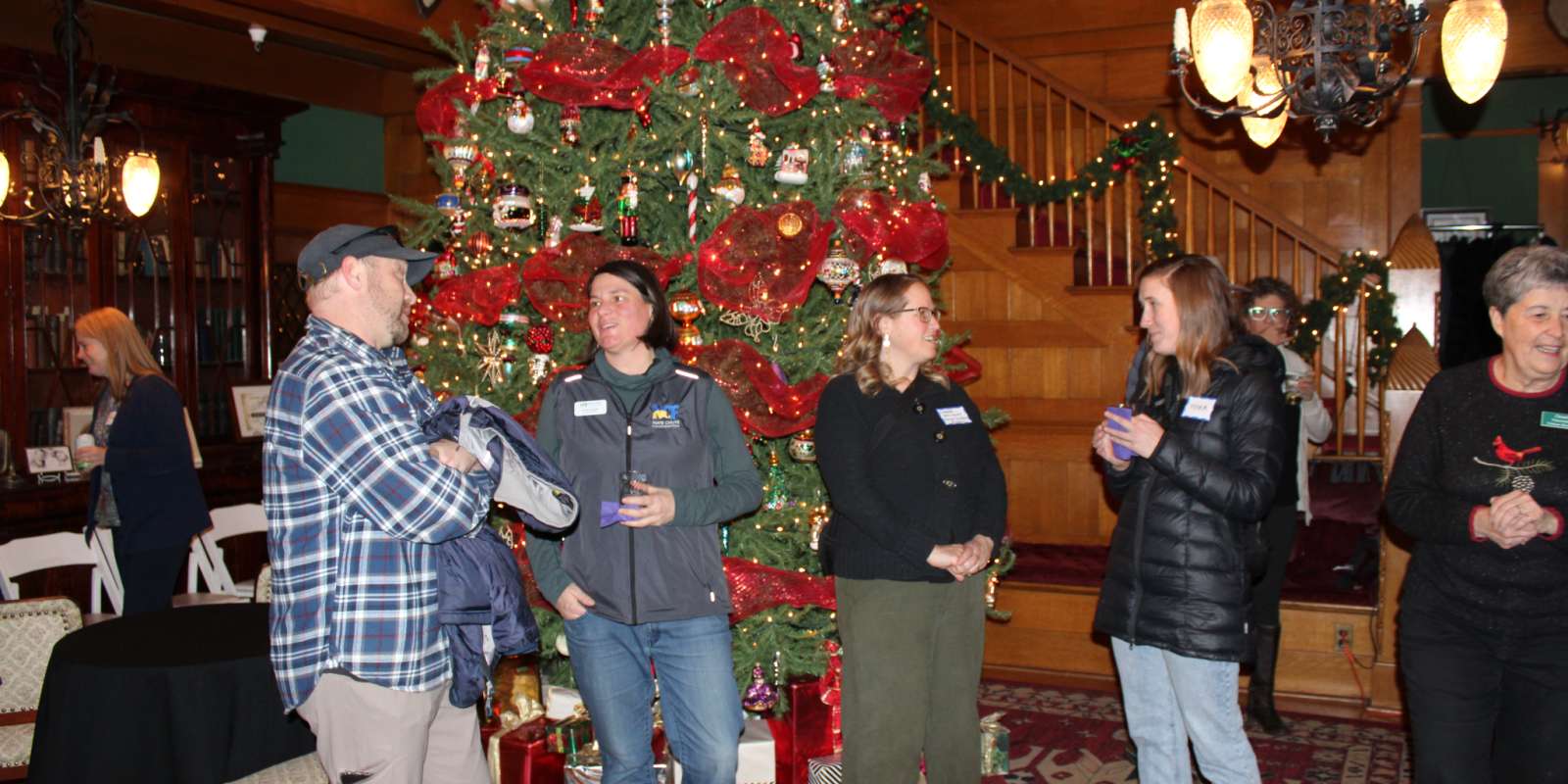 20221208 Np DP Holiday Party at Conrad Mansion 2