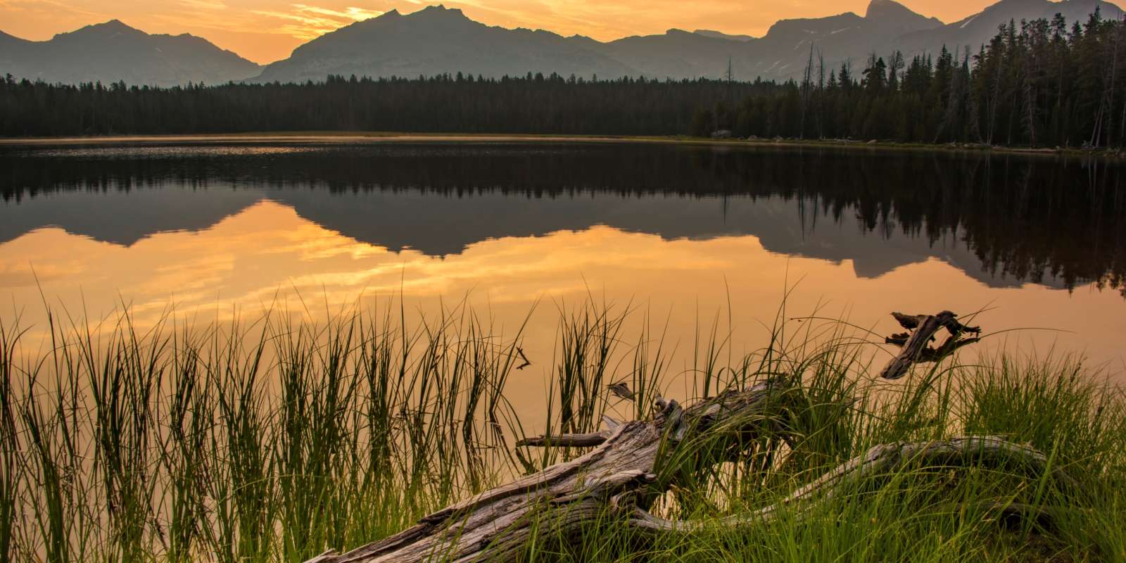 V lake summer wind river range 0149