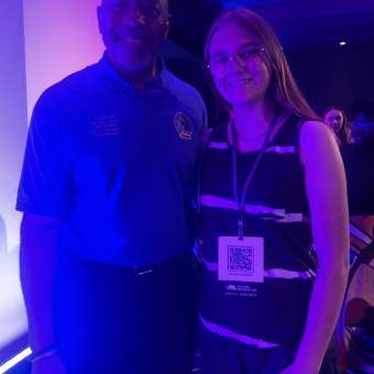 Flight Crew Ellie and Astronaut Harris